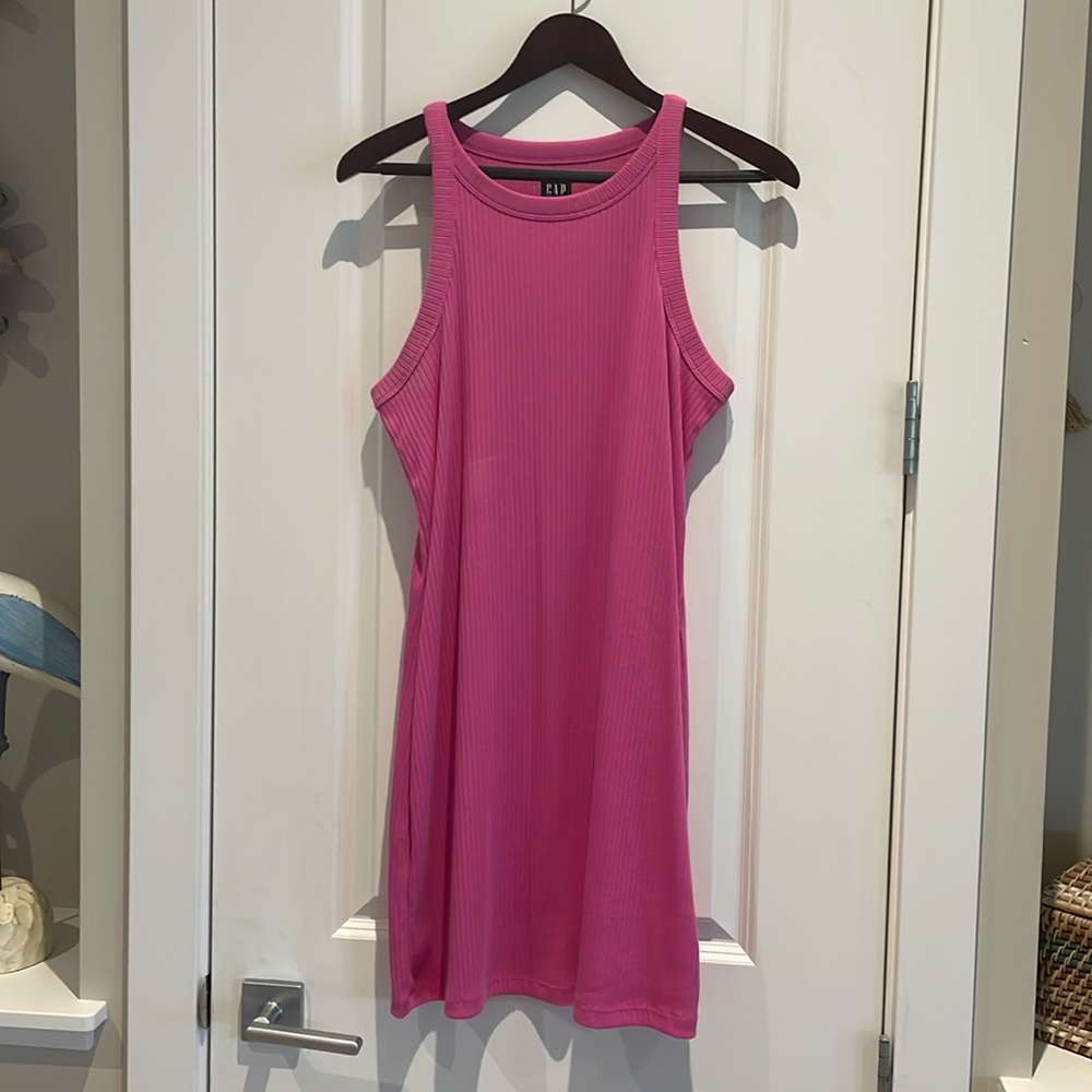 Sleeveless summer dress